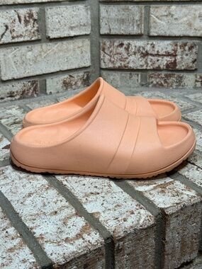 Sperry Women's Float Slide Sandal in Peach Size 6